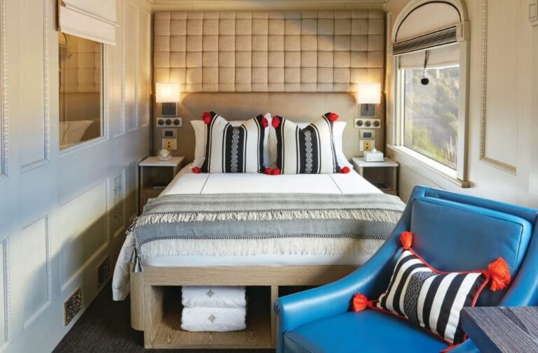 Andean Explorer, A Belmond Train