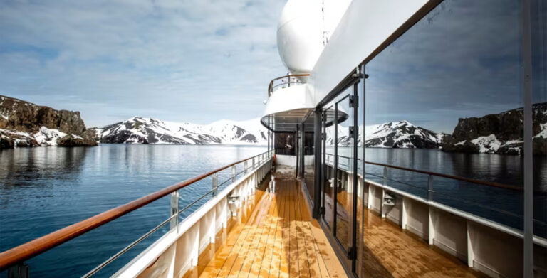 Quark Expeditions