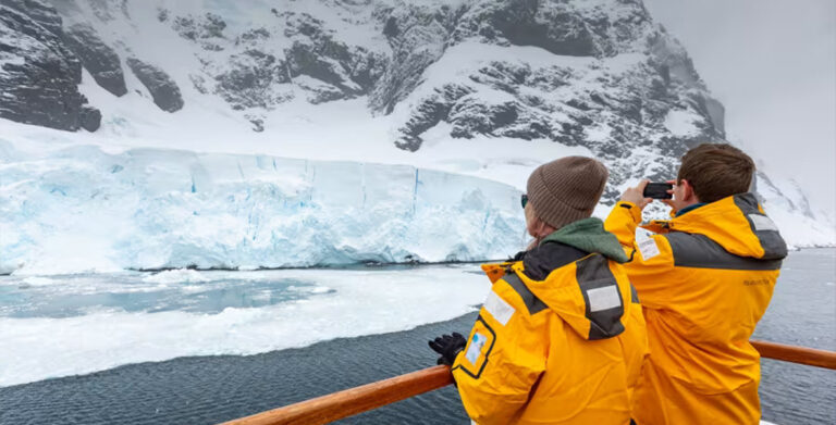 Quark Expeditions