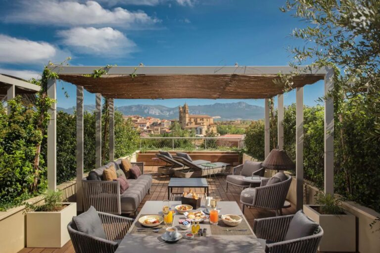 Hotel Marqués de Riscal, a Luxury Collection Hotel