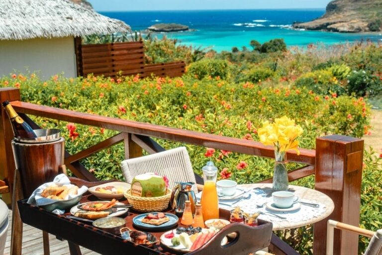 NANNAI Noronha